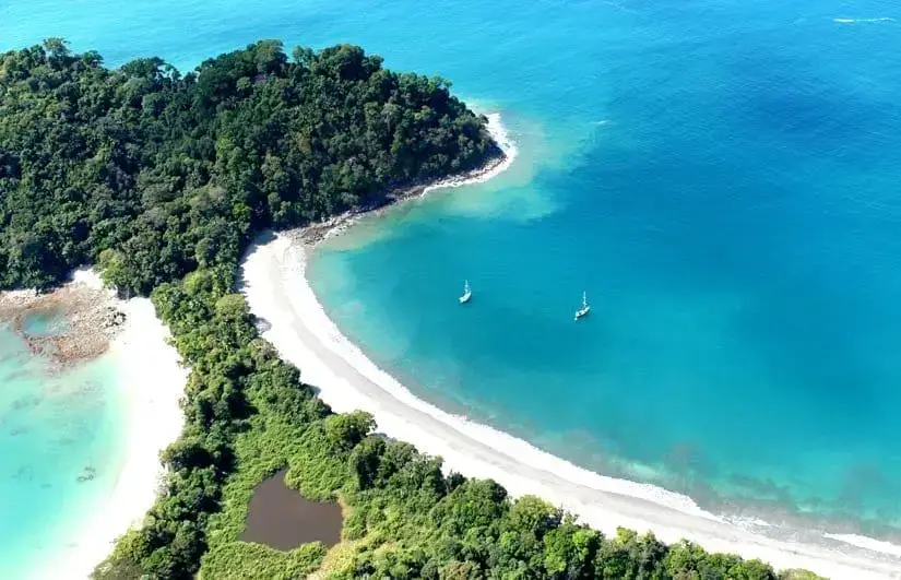 Manuel Antonio air view 1