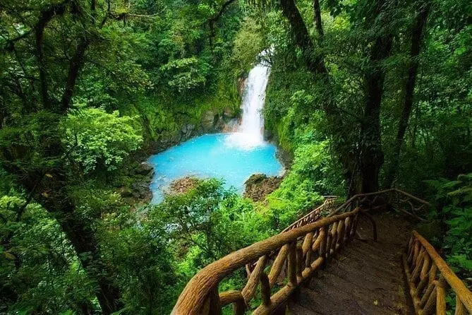 Rio Celeste 9 1